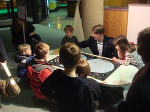 Children learn about the moon at a Sangamon
Auditorium Event in 2009.