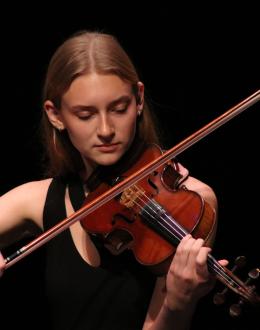 UIS Camerata Scholarship Application Deadline