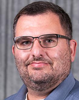 Gary Anderson named the UIS Employee of the Month for August 2022