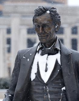 UIS to hold virtual grand opening for the new Center for Lincoln Studies