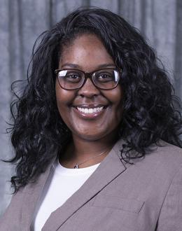 Tondalaya Reece wins the 2021 UIS CARE Award