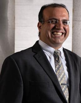 Assistant Professor Sharma named the 2020 University Scholar at UIS
