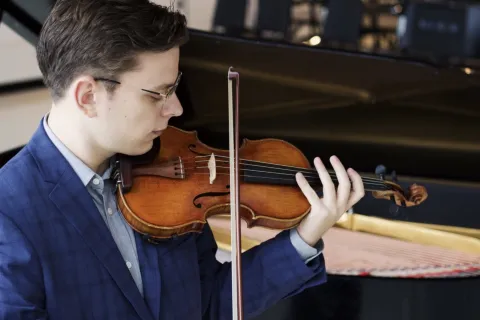 Free Brown Bag Concert - Movie Music!