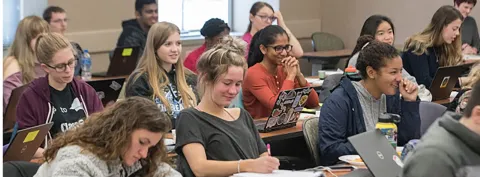 UIS announces Spring Semester 2019 Dean’s List