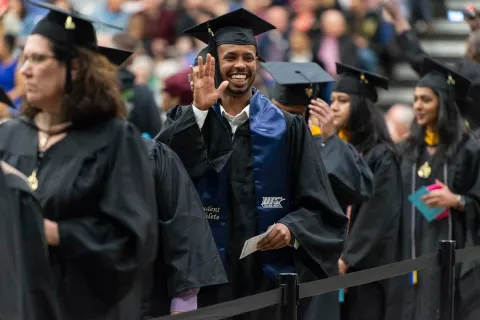 UIS announces plans for innovative approach to 2021 Commencement featuring in-person and virtual components