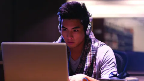 UIS to hold virtual Graduate School Week