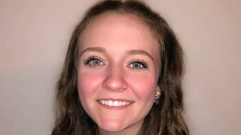 UIS student Kodi Smith honored with the Student Laureate Award from the Lincoln Academy of Illinois