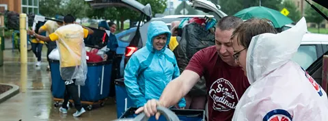 UIS welcomes more than 300 new students on Move-In Day 2019